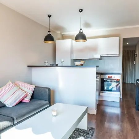 Cozy With Balcony And Air Conditioning Διαμέρισμα Καν-συρ-Μερ
